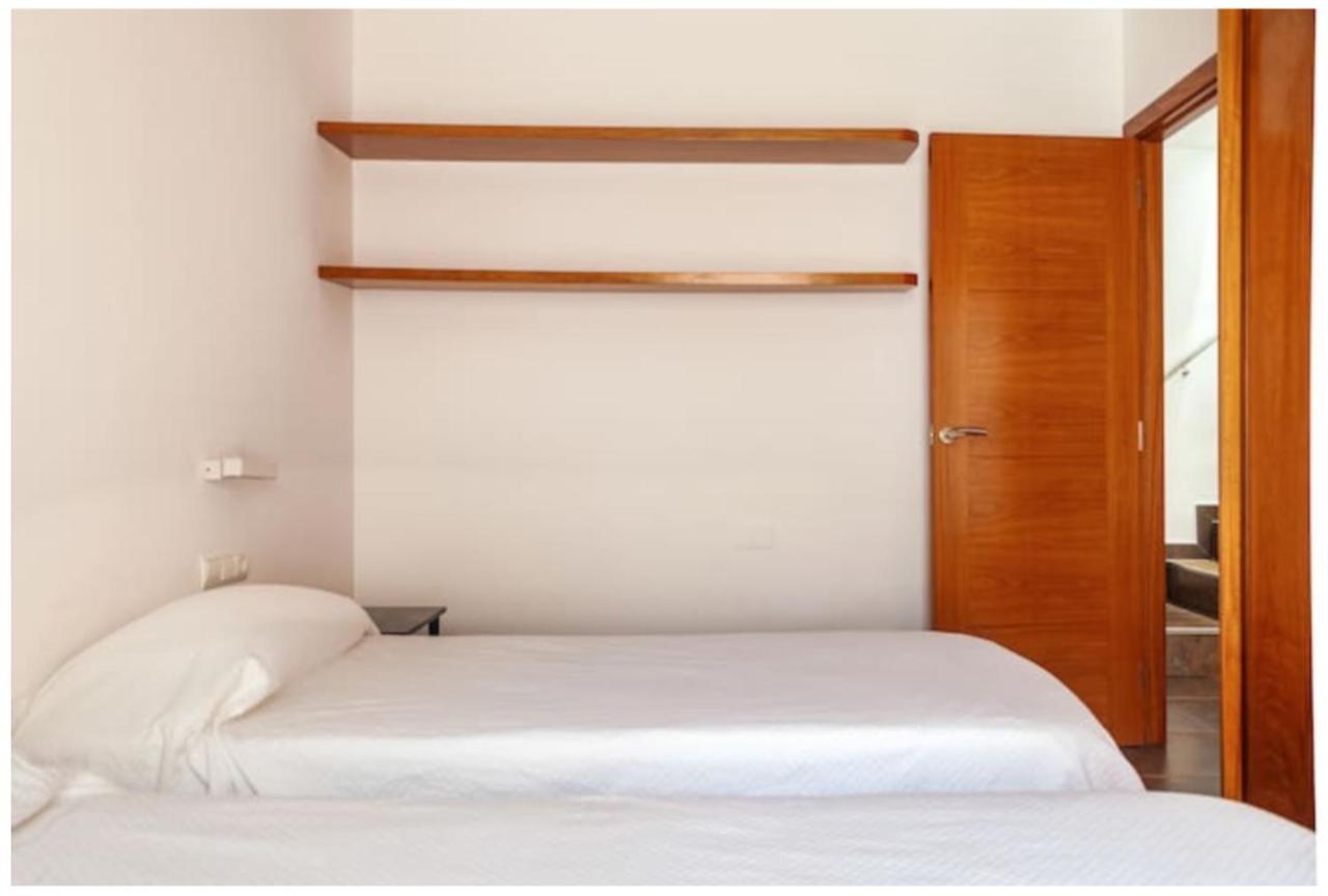 Residential Tourist Apartments Caldes D'Estrach Ngoại thất bức ảnh