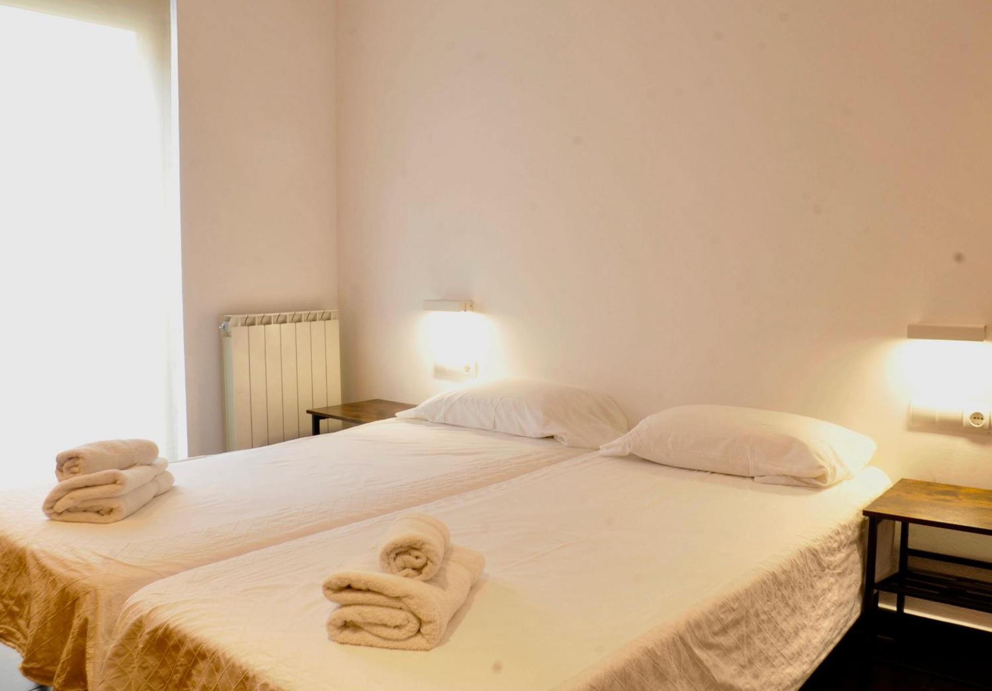 Residential Tourist Apartments Caldes D'Estrach Ngoại thất bức ảnh